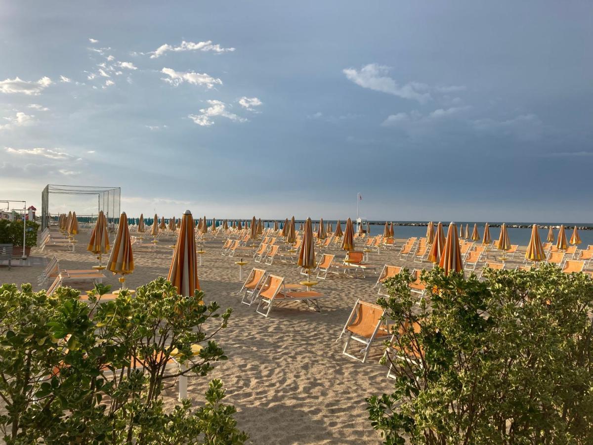 Santa Barbara Hotel & Apartments Bellaria-Igea Marina Exterior photo
